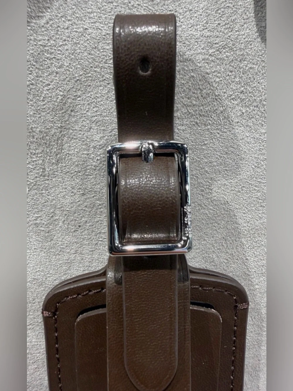 NEW IN BOX - Tumi 3.625” x 2.25” Leather Luggage Name Tag w/ Buckle - BROWN